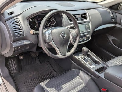 2017 Nissan Altima 2.5 SV
