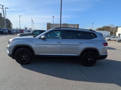 2025 Volkswagen Atlas 2.0T SE w/Technology