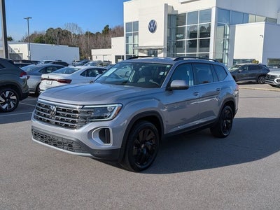 2025 Volkswagen Atlas 2.0T SE w/Technology