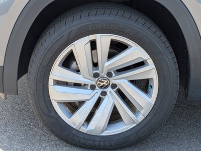 2023 Volkswagen Atlas Cross Sport 3.6L V6 SE w/Technology