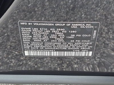 2025 Volkswagen Atlas 2.0T SE w/Technology