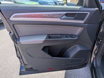 2023 Volkswagen Atlas Cross Sport 2.0T SE