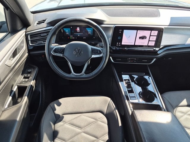 2024 Volkswagen Atlas Cross Sport 2.0T SE w/Technology