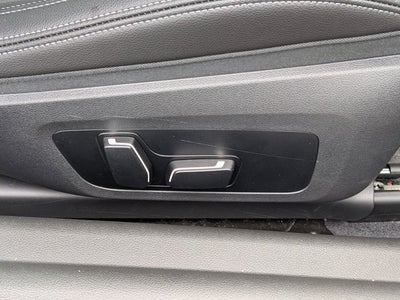 2024 BMW 2 Series 230i