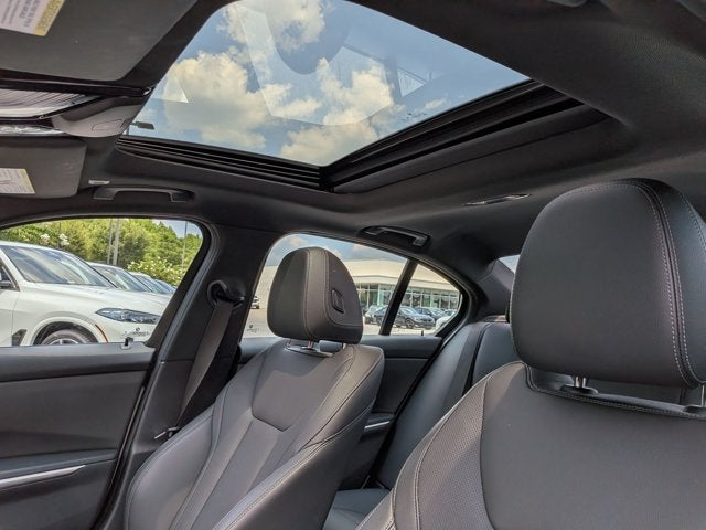 2022 BMW 3 Series 330i