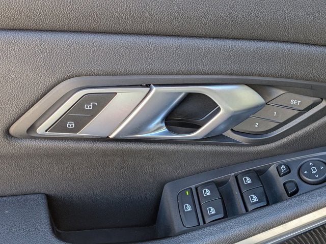 2021 BMW 3 Series 330i