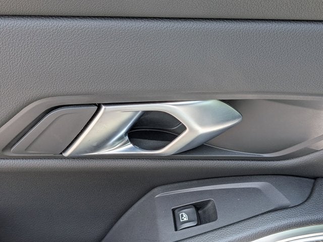 2025 BMW 3 Series 330i