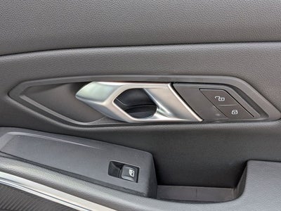 2025 BMW 3 Series 330i