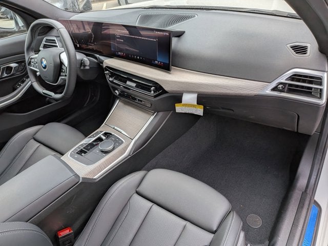 2025 BMW 3 Series 330i