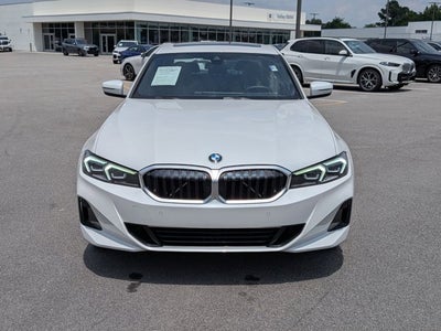 2025 BMW 3 Series 330i