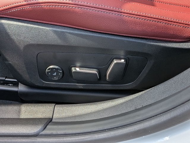 2025 BMW 3 Series 330i