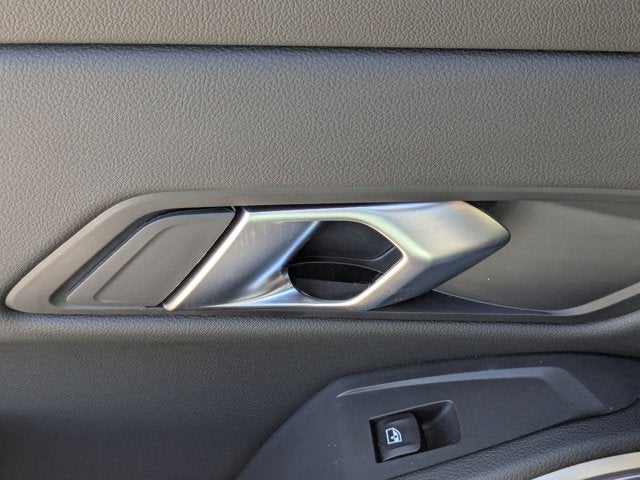 2025 BMW 3 Series 330i