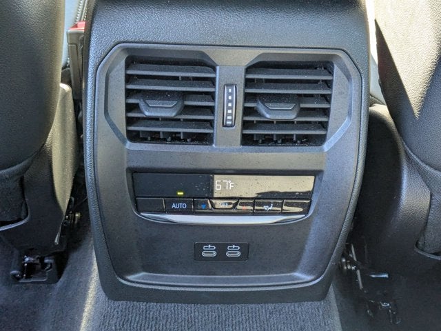 2025 BMW 3 Series 330i