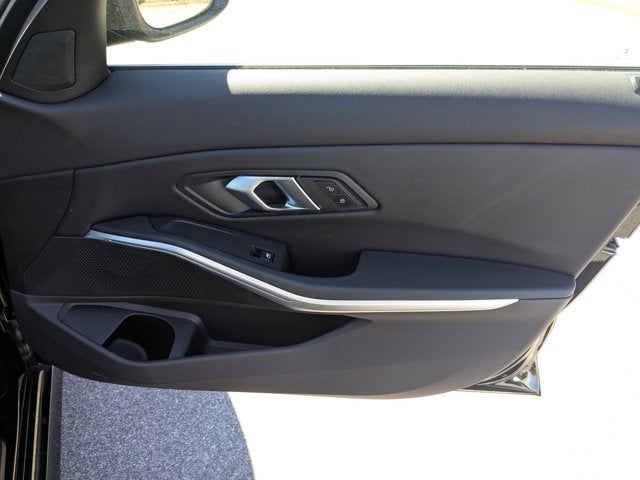 2025 BMW 3 Series 330i