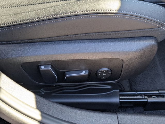 2025 BMW 3 Series 330i