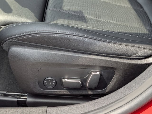 2024 BMW 3 Series 330i