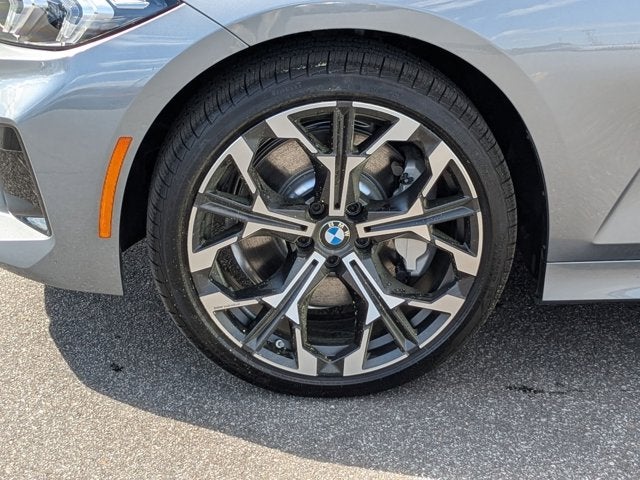 2025 BMW 3 Series 330i xDrive