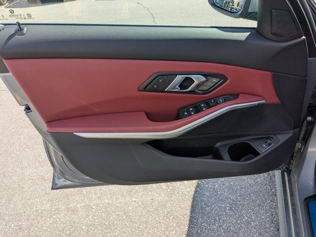 2025 BMW 3 Series 330i xDrive