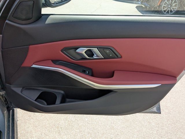 2025 BMW 3 Series 330i xDrive