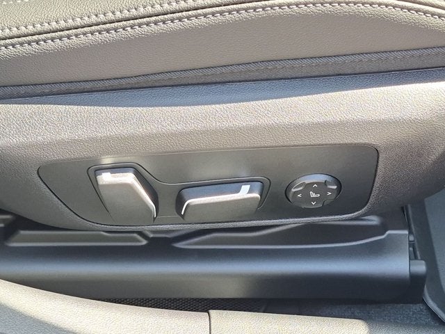 2026 BMW 3 Series 330i NA xDrive
