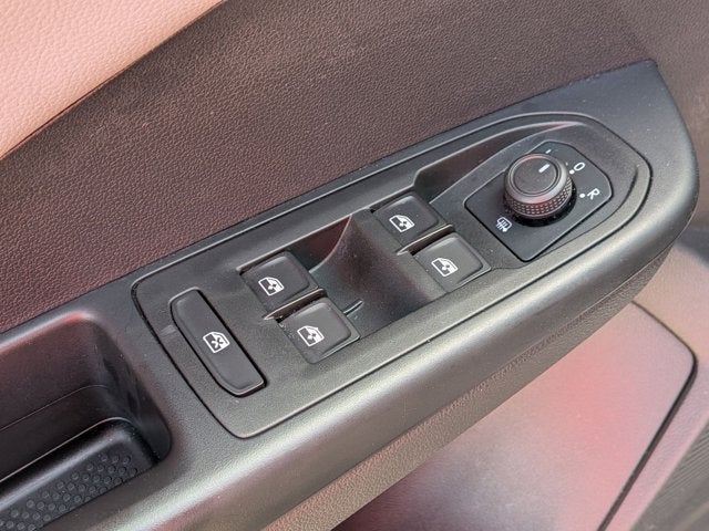 2022 Volkswagen Taos SEL