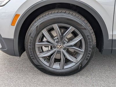 2023 Volkswagen Tiguan SE