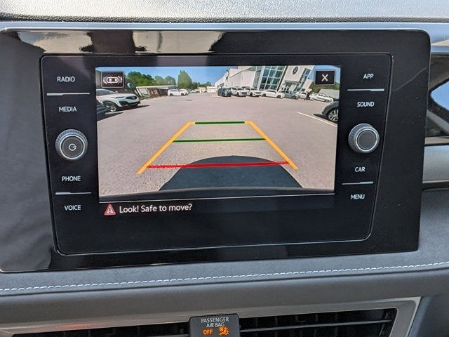 2025 Volkswagen Taos SE Black