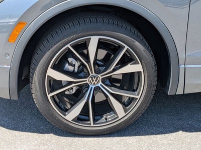 2023 Volkswagen Tiguan SEL R-Line