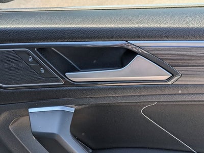 2023 Volkswagen Tiguan SEL R-Line