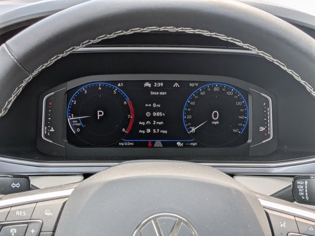2025 Volkswagen Taos SEL