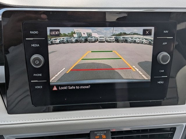 2025 Volkswagen Taos SEL