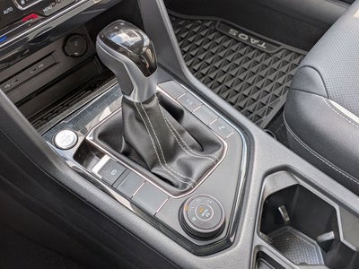 2025 Volkswagen Taos SEL