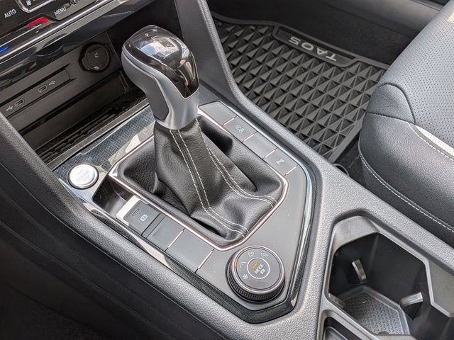 2025 Volkswagen Taos SEL