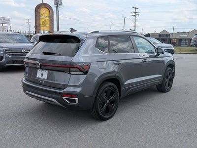 2025 Volkswagen Taos SEL