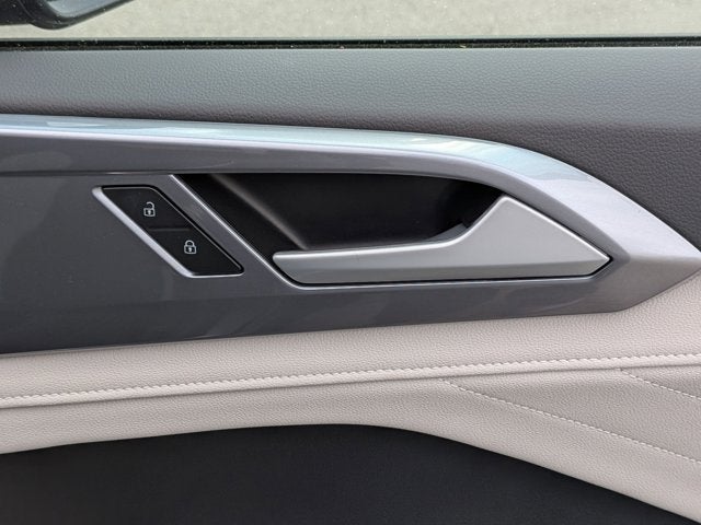 2025 Volkswagen Taos SEL