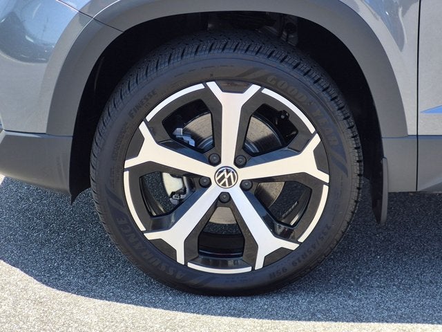 2026 Volkswagen Taos SEL