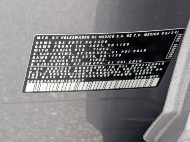 2024 Volkswagen Tiguan SE R-Line Black