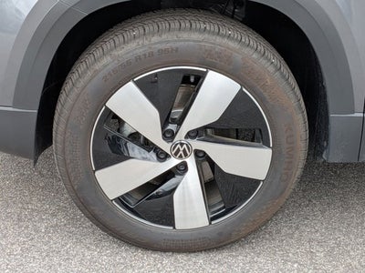 2025 Volkswagen Taos S
