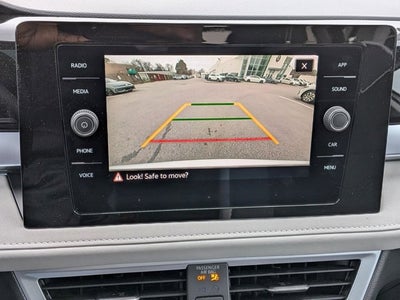 2025 Volkswagen Taos SE