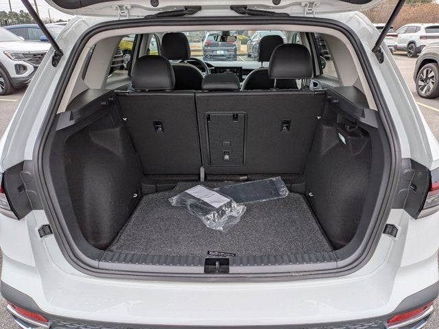 2025 Volkswagen Taos SE