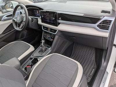 2025 Volkswagen Taos SE