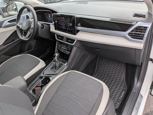 2025 Volkswagen Taos SE