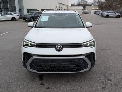 2025 Volkswagen Taos SE