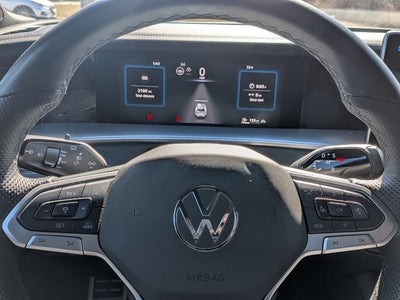 2025 Volkswagen Tiguan SE R-Line Black