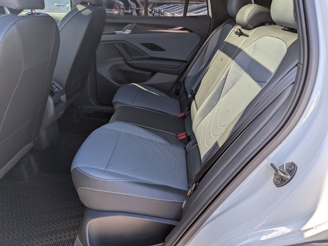 2025 Volkswagen Tiguan SE R-Line Black