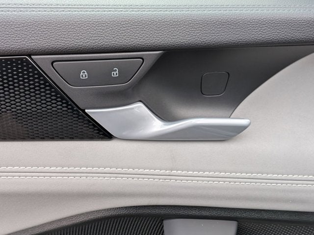 2025 Volkswagen Tiguan SE R-Line Black