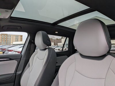 2025 Volkswagen Tiguan SE R-Line Black