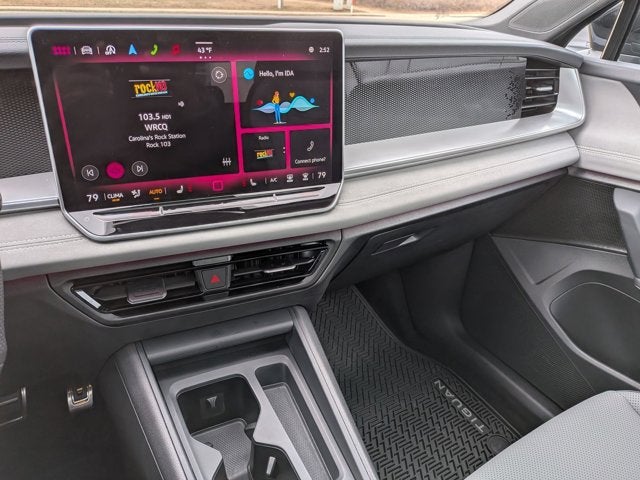 2025 Volkswagen Tiguan SE R-Line Black