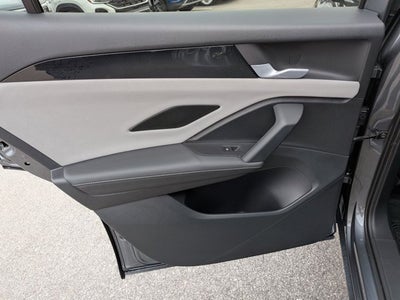 2025 Volkswagen Tiguan SE R-Line Black