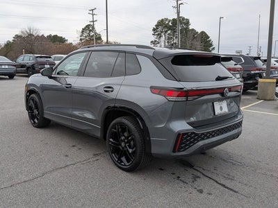 2025 Volkswagen Tiguan SE R-Line Black